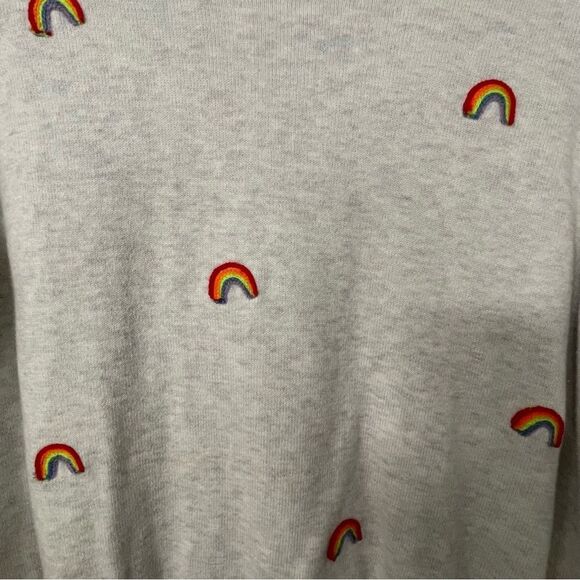 Lisa Todd Gray Sweater with Rainbow Embroidery Size M – 100% Cotton - Picture 4 of 8